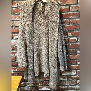 FREE PEOPLE Brown Cardigan. Oversize Size Medium